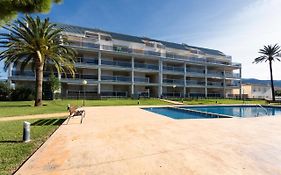 Brisas B2, 2 dormitorios, playa a 50m, by Bookindenia